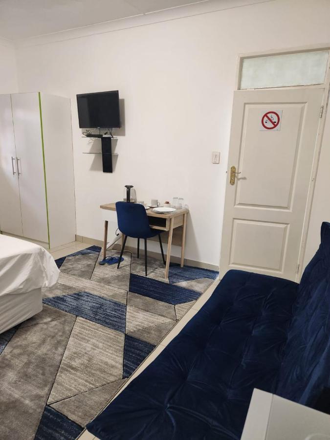 Pinto City Motel Kempton Park Eksteriør billede