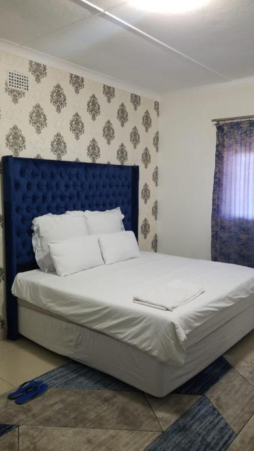 Pinto City Motel Kempton Park Eksteriør billede