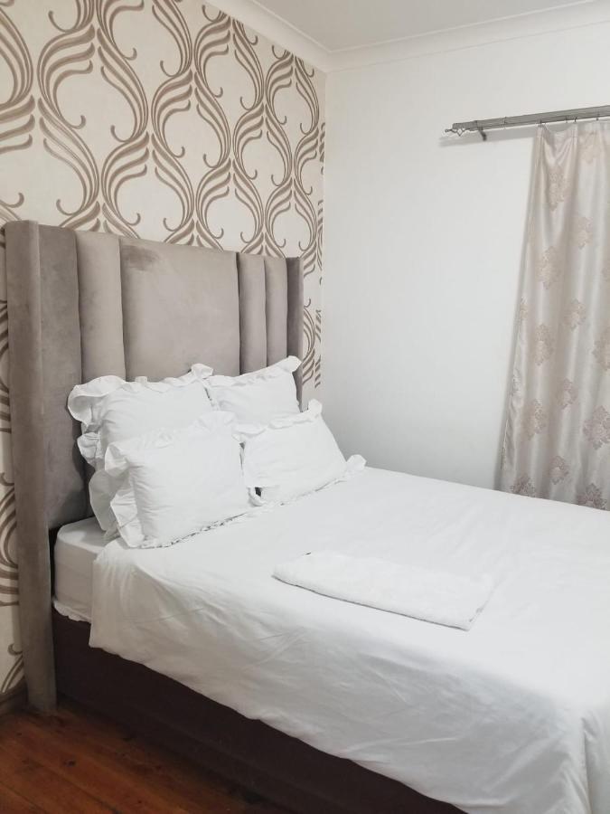 Pinto City Motel Kempton Park Eksteriør billede